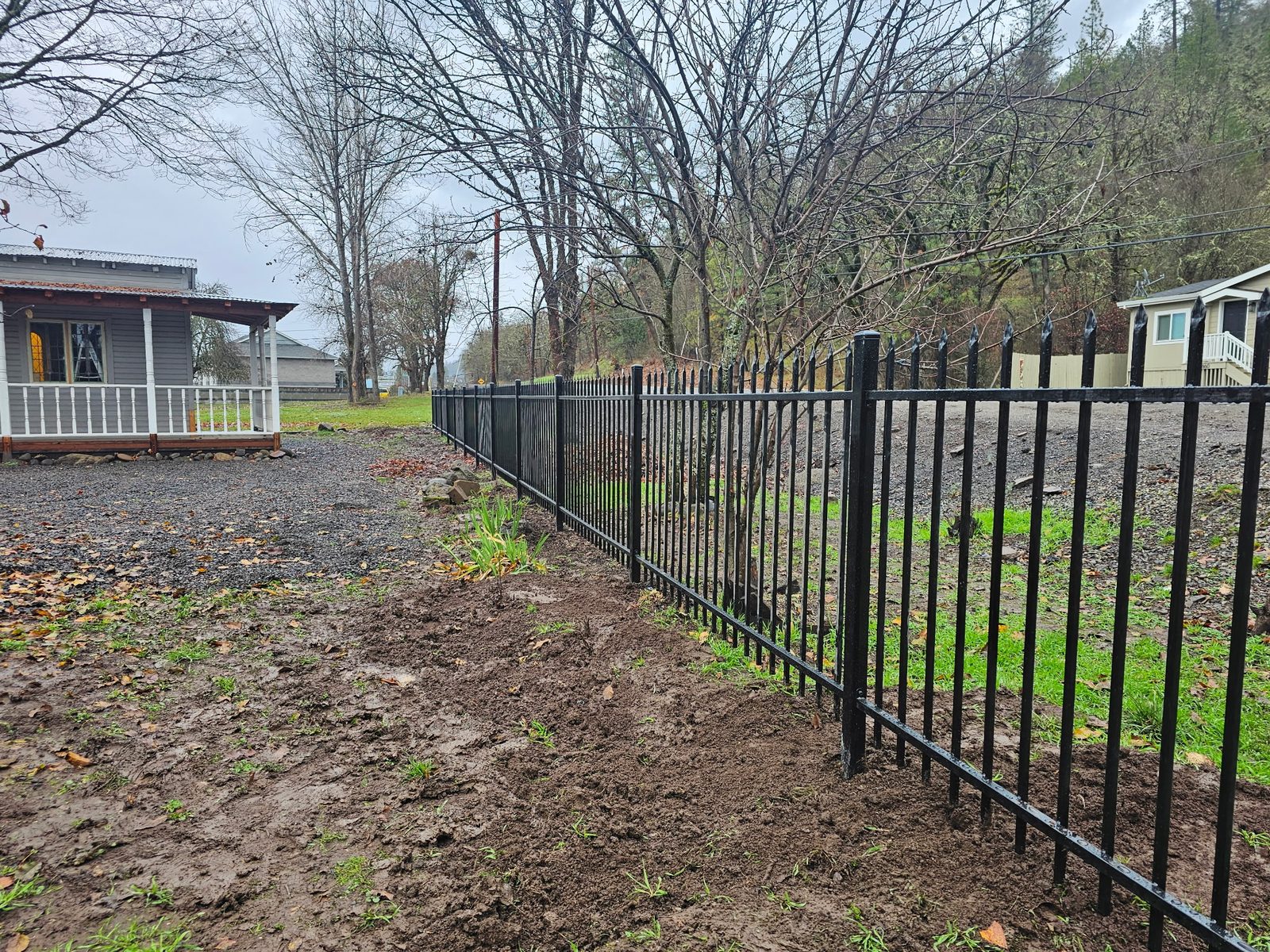 4' High Ornamental Iron Aristocrat Style Fence