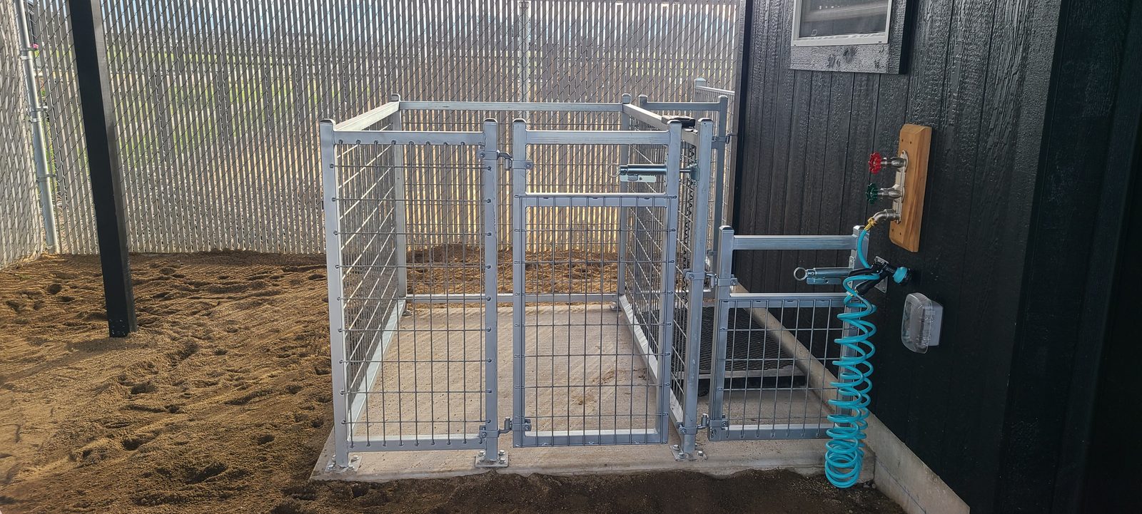 4' High Steel Grid Fencing Solution for Livestock Bathing Area