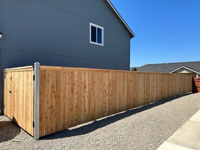 6' High Cedar Shadowbox Style Fencing