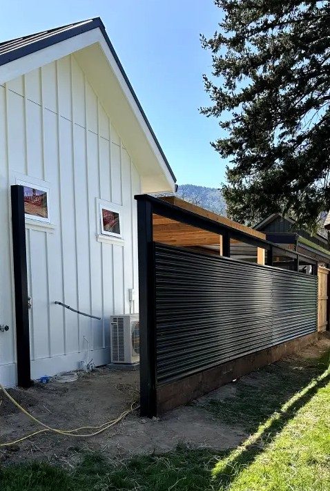 Custom Horizontal Black Corrugated Roofing Panel Fence