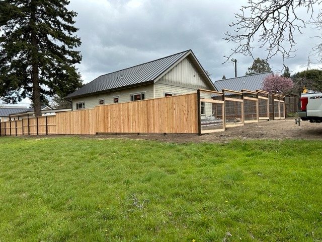 Custom Wood Hog Panel 4" x 4" Grid Panels & Shadowbox Cedar Style Fencing