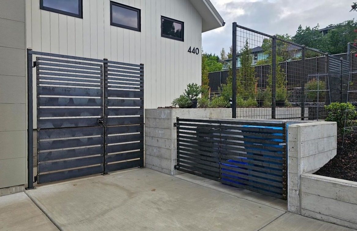 Horizontal Bare Steel Flat Bar Walk Gate with Progressive Pattern and Custom Trash Enclosure